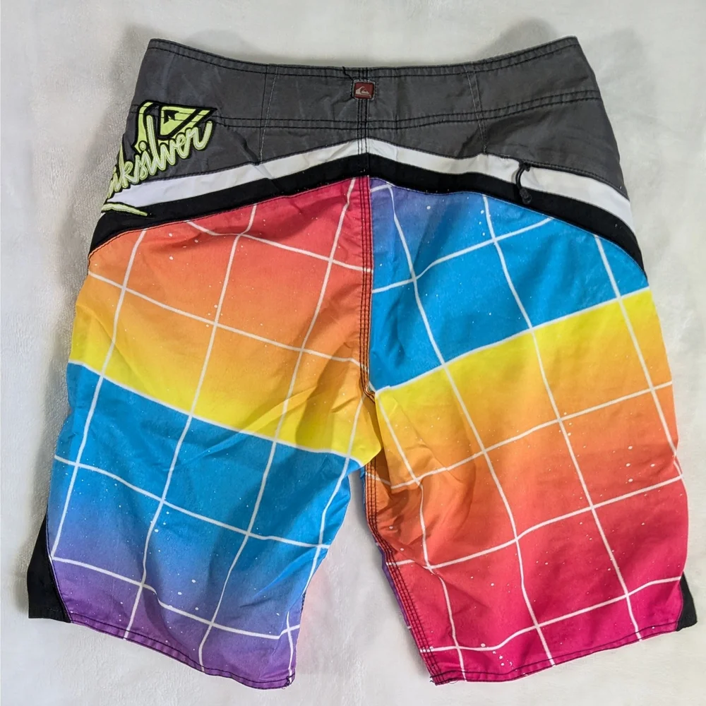 ❤️ Quicksilver Colorful Grid Swim Shorts